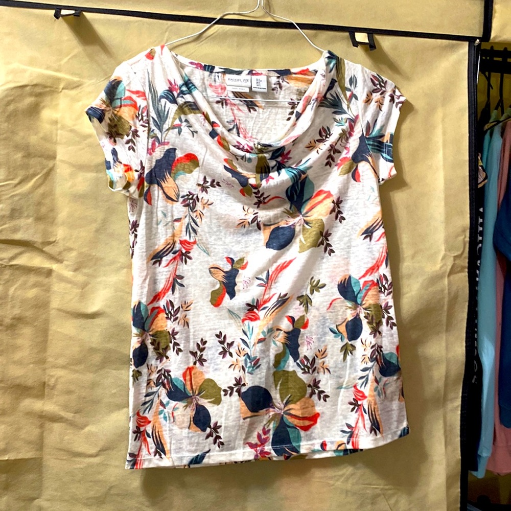 Women’s short sleeve, linen top